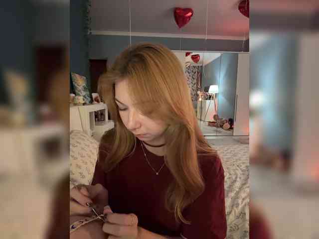 ShyAlya webcam