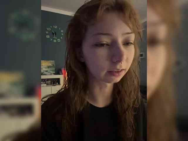 ShyAlya webcam