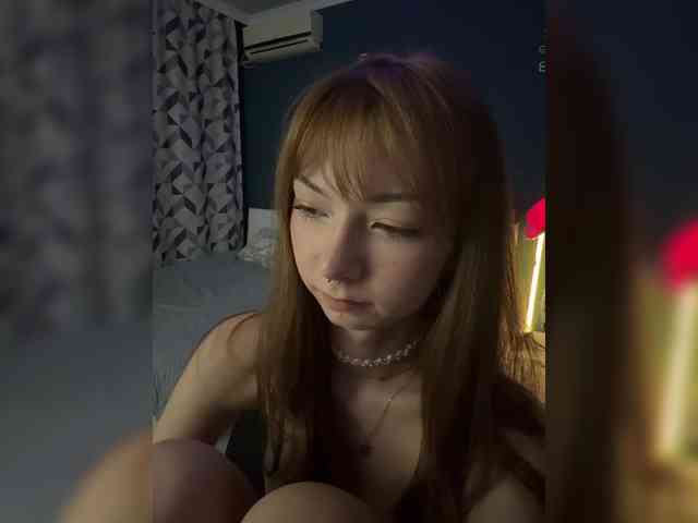 CrazyAleona Live Webcam on BongaCams