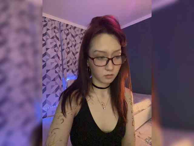 ShyAlya webcam