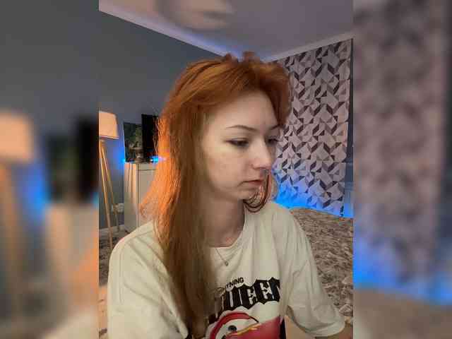 ShyAlya webcam