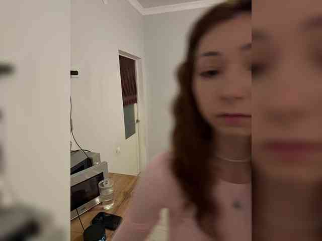 ShyAlya webcam