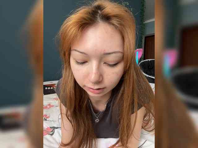 ShyAlya webcam