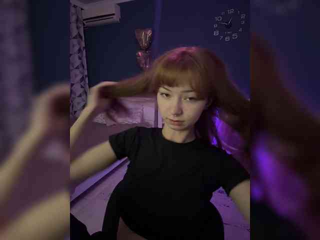 ShyAlya webcam