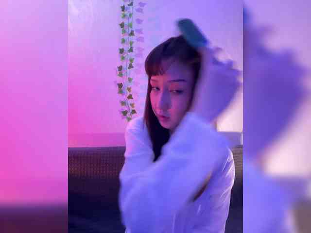 Model: ShyAlya
