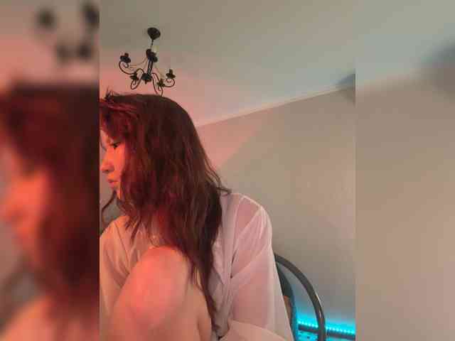 ShyAlya webcam