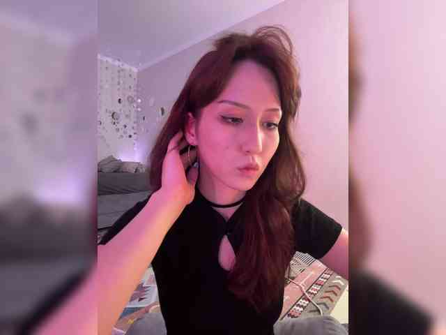ShyAlya webcam