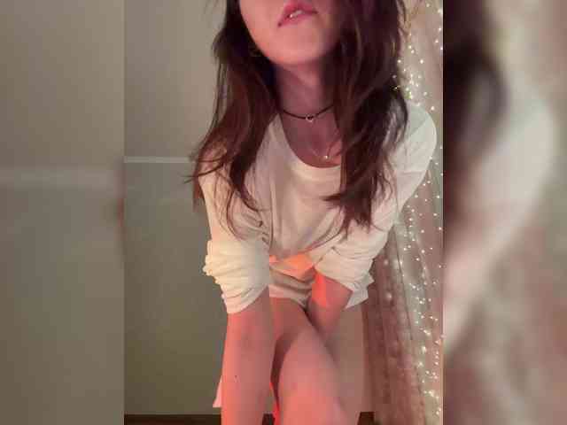 ShyAlya webcam