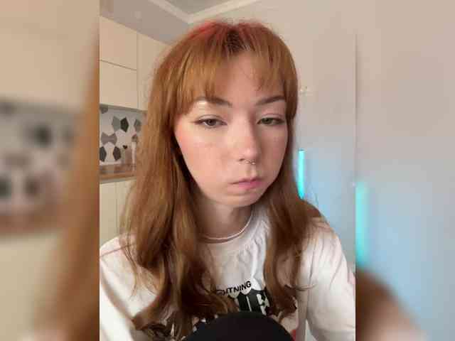 ShyAlya webcam