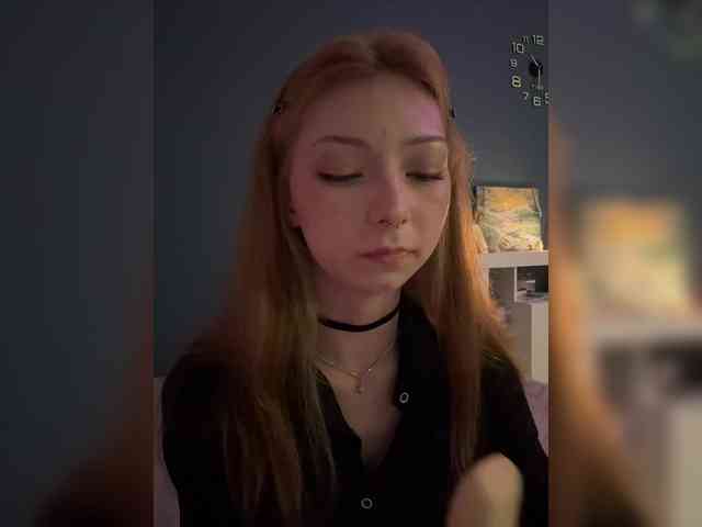 ShyAlya webcam