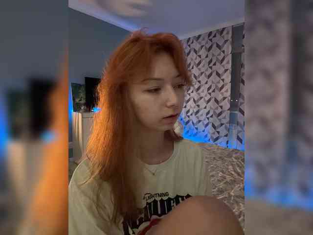 ShyAlya webcam