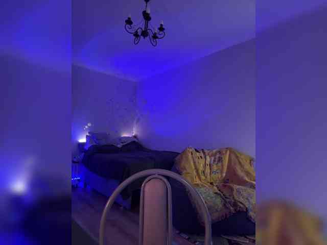 ShyAlya webcam