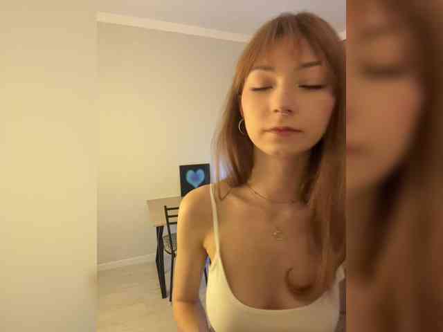 ShyAlya webcam