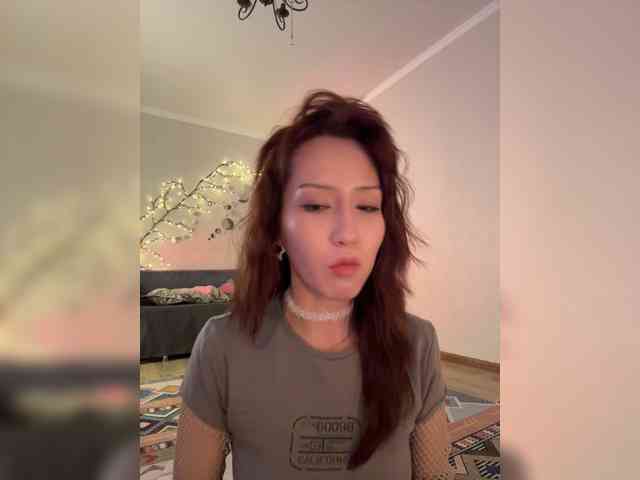 ShyAlya webcam