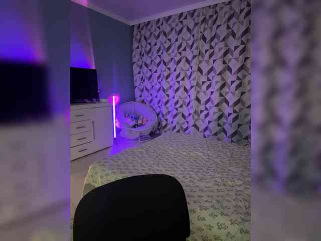 ShyAlya webcam