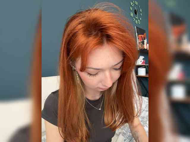 CrazyAleona Live Webcam on BongaCams