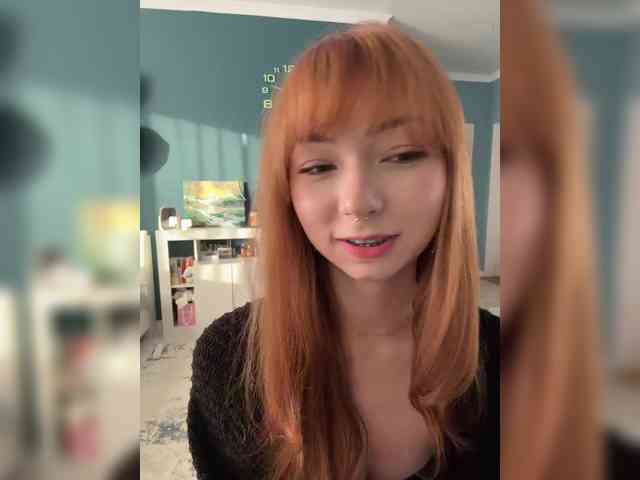 ShyAlya webcam