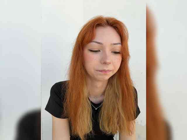ShyAlya webcam