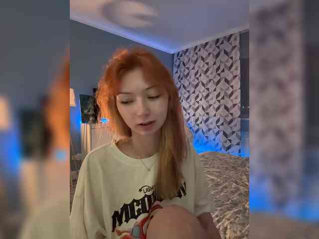 ShyAlya webcam