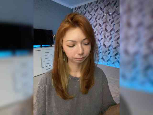 ShyAlya webcam