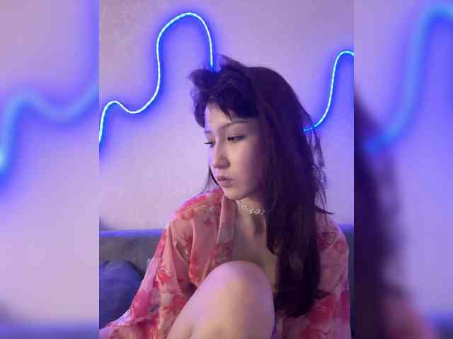 ShyAlya webcam
