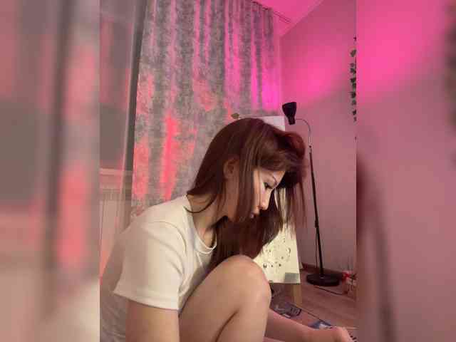 ShyAlya webcam