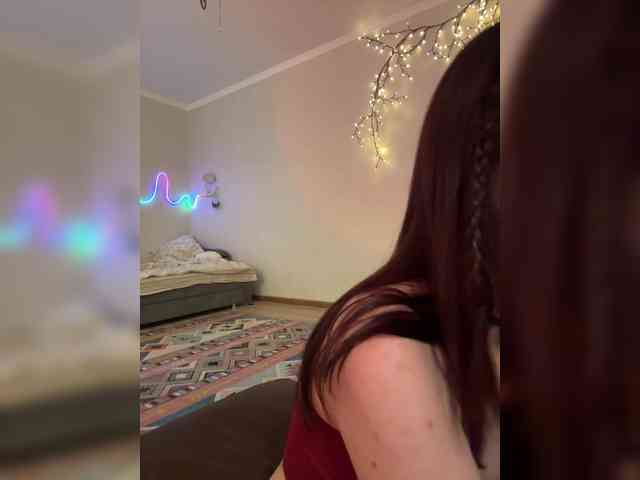 ShyAlya webcam