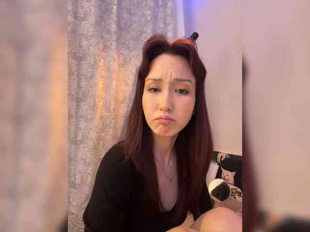 ShyAlya webcam