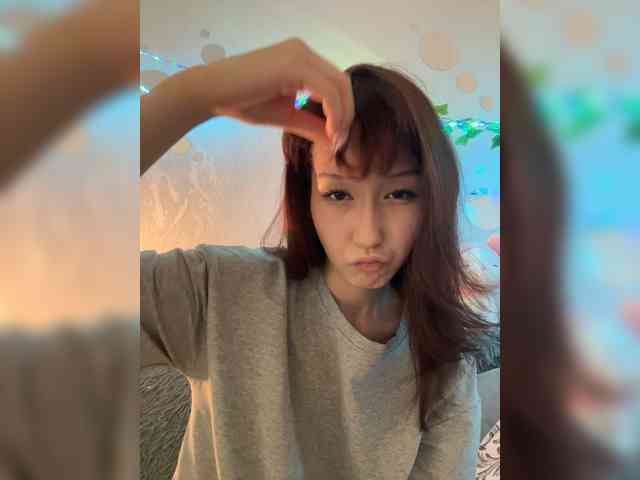 ShyAlya webcam
