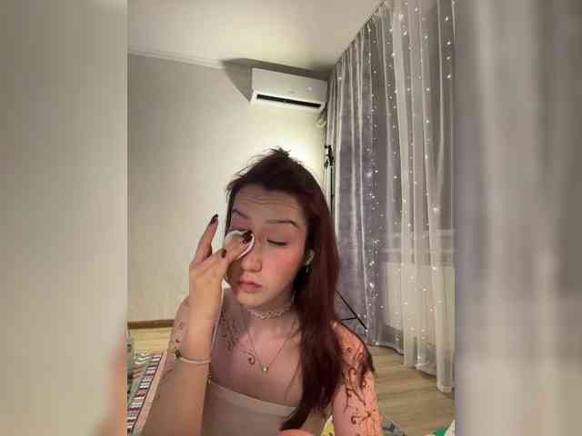 ShyAlya webcam