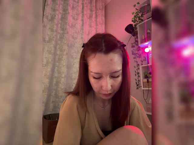 ShyAlya webcam