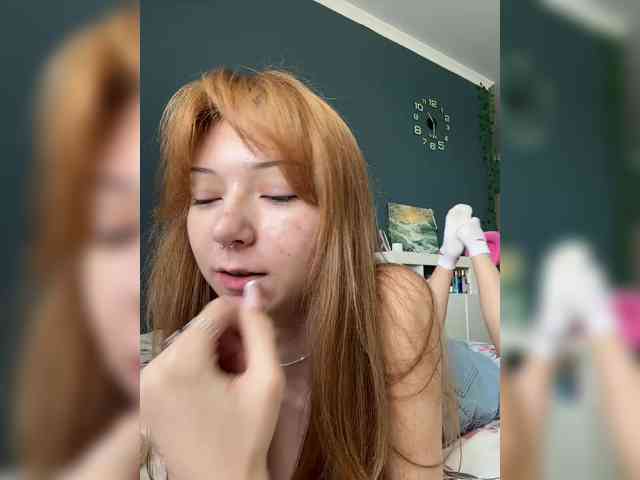 ShyAlya webcam