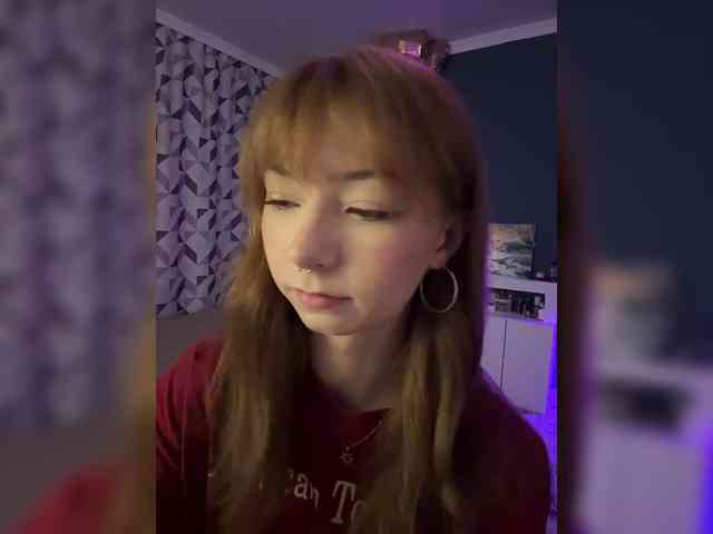 ShyAlya webcam