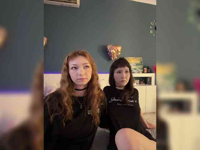 ShyAlya webcam