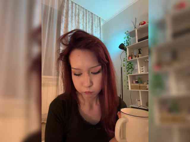 ShyAlya webcam