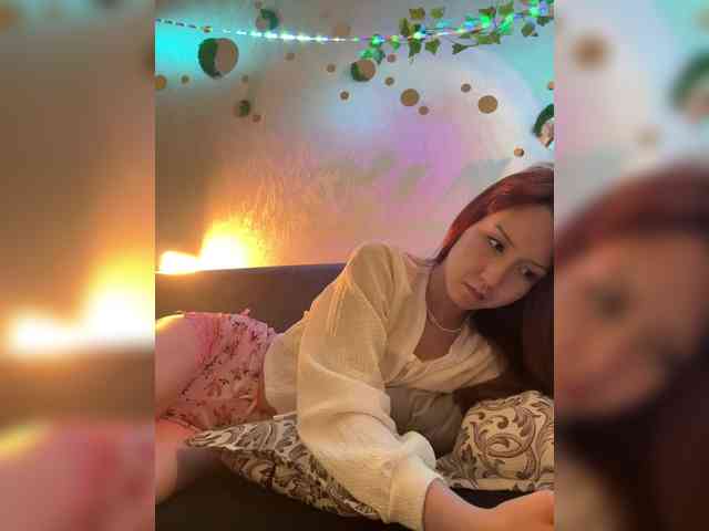 ShyAlya webcam