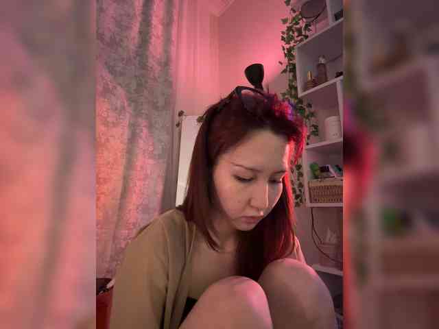 ShyAlya webcam