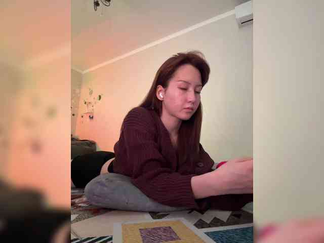 ShyAlya webcam