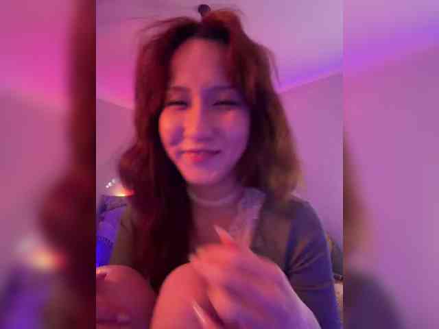 ShyAlya webcam