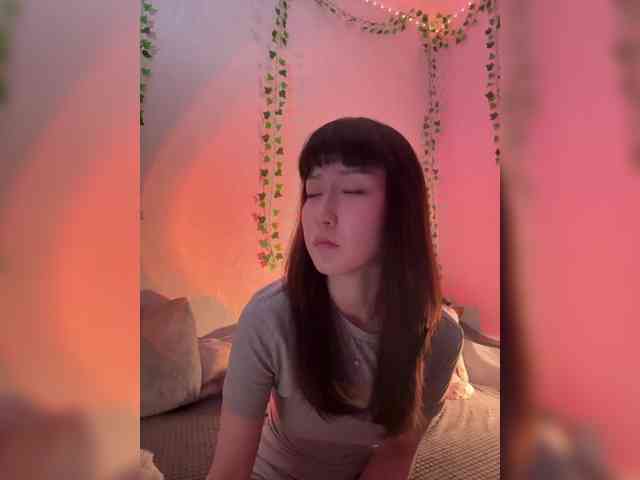 ShyAlya webcam