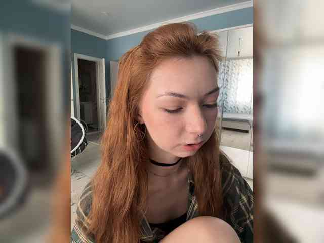 ShyAlya webcam