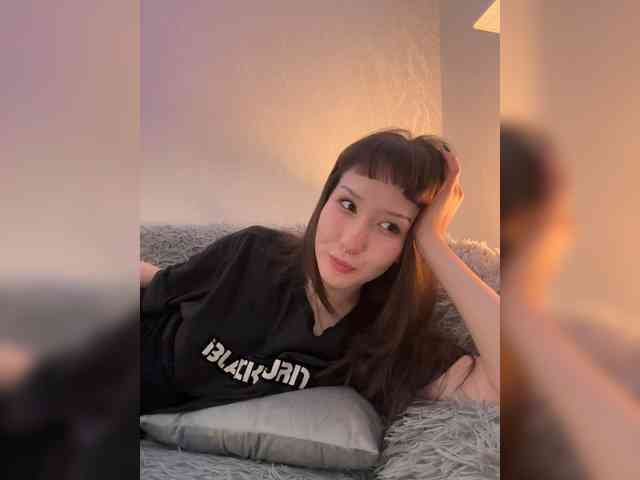 ShyAlya webcam