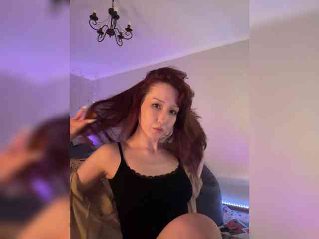 ShyAlya webcam