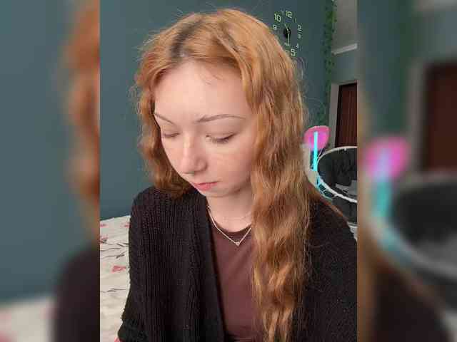 ShyAlya webcam