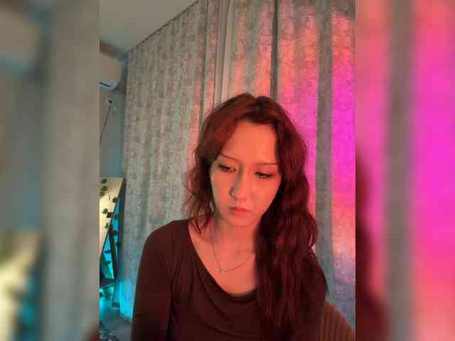 ShyAlya webcam