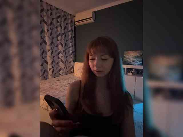 ShyAlya webcam