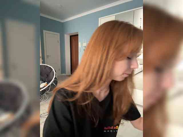 ShyAlya webcam