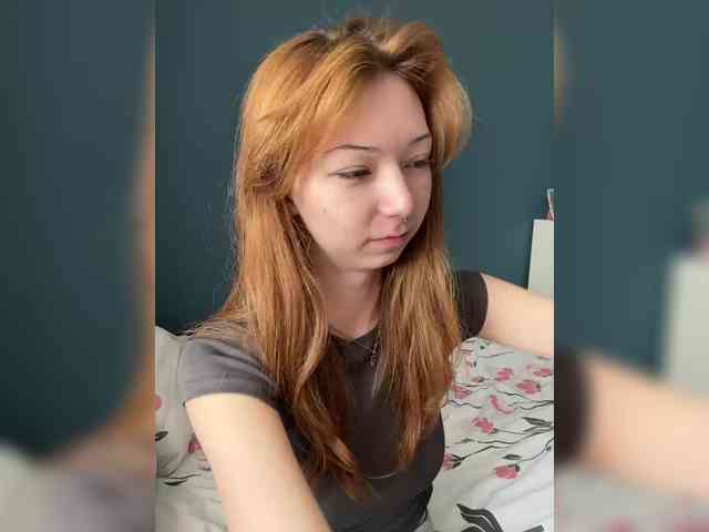 ShyAlya webcam