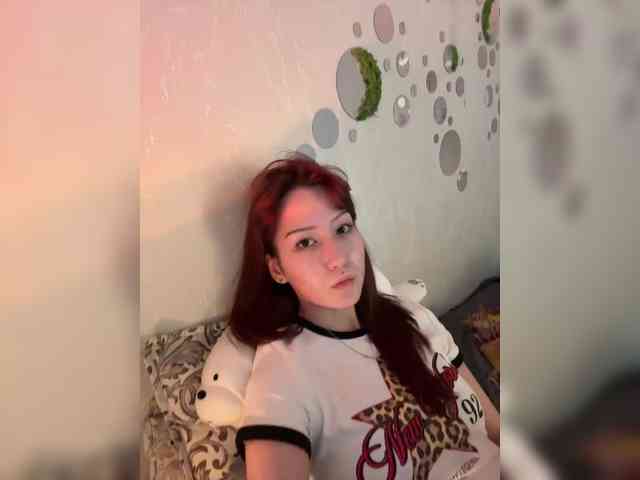 ShyAlya webcam