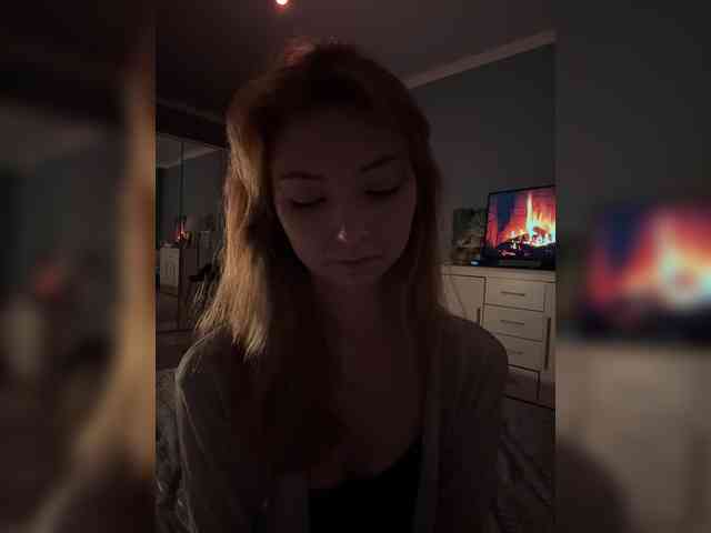 ShyAlya webcam